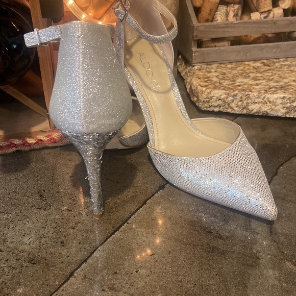 Aldo Silver Glitter Leather Stilettos Women’s size 10 - Picture 6 of 9